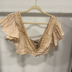 Nwt Zara Linen Crop Top Summer V-neck Crop Top With Lace Trim, Feminine V-neck Crop Top For Beach, Beige Summer Crop Top Blouse, Summer Beige Crop Top Blouse, Beige Crop Top Blouse For Summer, Casual V-neck Crop Top With Lace Trim, Bohemian Crop Top With Lace Trim, V-neck Crop Top With Lace Trim For Spring, Bohemian Spring Crop Top With Lace Trim