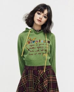 This preppy cropped hoodie in green features a cute 'Chemistry' print, ruffled collar details, and a knit construction Size:• S: Bust: 96cm/ 37.8 in, Length: 39cm/ 15.4 in, Sleeves: 61cm/ 24.0 in • M: Bust: 100cm/ 39.4 in, Length: 40cm/ 15.7 in, Sleeves: 62cm/ 24.4 in • L: Bust: 104cm/ 40.9 in, Length: 41cm/ 16.1 in, Sleeves: 63cm/ 24.8 inMaterial: Polyester Green Sweater Women, Green Cropped Hoodie, Y2k Inspired Outfit, Women 90s, Aesthetic Clothing Stores, Shiny Pants, Trashy Y2k, 2000s Aesthetic, Hoodie Xxl