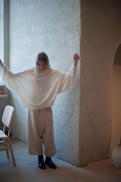 Oversized Lightweight Sweater Loose Sweater Oversize Jumper - Etsy Lithuania Baggy Sweater Outfits, Loose Fit Sweater, Slouchy Sweater, Oversized Jumper, Sweater Oversize, Beautiful Sweater, Pullover Sweater Women, Loose Sweater, Lightweight Sweater