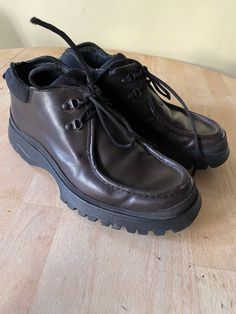 Vintage Prada lug soled leather lace up brown boots size 9.5. Made in Italy. Good for size 10. Mens Prada, Vintage Prada, Prada Leather, Mens Shoes Boots, Wooden Dolls, Lug Sole, Leather Lace, Brown Boots, Leather And Lace