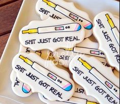 Pregnancy Announcement Cookies, Baby Announcement Cookies, Baby Announcement Cake, Baby Surprise Announcement, Surprise Pregnancy Announcement, Baby Announcement To Husband, Fun Baby Announcement, Cute Pregnancy Announcement