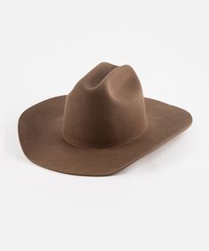 Gigi Pip felt hats for women - Teddy Cattleman - 100% australian wool classic cattleman crown with a wide upturned brim [chocolate] Cattleman Hat, Western Hats For Women, Men Hats Styles, Classic Cowgirl, Country Music Festival, Western Hat, Coffee Dates, Travel Hat, Cowgirl Hat