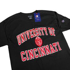 Brand New With Tags Measurements Shown In Photos Official Merchandise Short Sleeve Crew Neck Feel Free To Ask Any Questions Champion T-Shirt Mens Black University Of Cincinnati Crest Red Team Game School Black Varsity T-shirt For Fan Gear, Black Varsity T-shirt With Text Print, Varsity Style Black T-shirt For Fan Gear, Collegiate Red T-shirt For Streetwear, Red Varsity T-shirt For Fan Gear, Collegiate Style Red T-shirt For Streetwear, Black Sporty Tops With University Logo, Black Logo Print T-shirt For College, Black College Fan Apparel Shirt