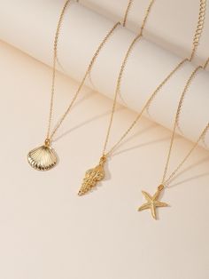 Gold Vacation   Zinc Alloy  Pendant Necklaces Embellished   Jewelry