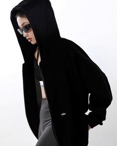 A zip hoodie with an oversized silhouette.

This season's trendy items will boost your street style.

Sweat items that can be worn in a relaxed manner are sure to be popular.

◾️Model
Height/Weight: 167cm(65.7in)/40kg(88.1lb)
Try-on size: M






Cm
(inches)

Length
Chest
Sleeve Length


M
70(27.5)
126(49.6)
77(30.3)


L
72(28.3)
130(51.1)
79(31.1)


XL
74(29.1)
134(52.7)
81(31.8) Hooded Winter Outerwear For Leisure, Hooded Outerwear For Leisure In Winter, Leisure Long Sleeve Outerwear With Drawstring Hood, Leisure Winter Hoodie Outerwear, Casual Hooded Outerwear For Leisure, Oversized Winter Hoodie For Leisure, Fall Outerwear With Drawstring Hood For Leisure, Fall Leisure Outerwear With Drawstring Hood, Oversized Long Sleeve Outerwear For Leisure