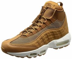 Air Max Classic, Mens Basketball Shoes, Skate Street, Casual Running Shoes, Air Max Women, Brown Sneakers, New Nike Air, Nike Air Max 95, Air Max 95