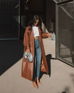 La Winter, Neue Outfits, Brown Coat