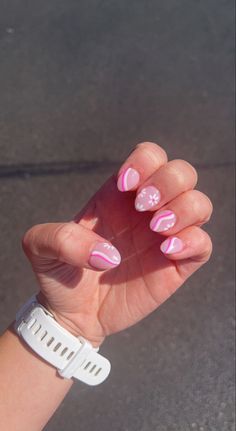 Pink Gel Acrylic Nails Short, Cute Summer Almond Nails Simple, Nail Ideas Back To School 6th Grade, Almond Shape Beach Nails, Cute Nails Beach, Preppy Nail Ideas For Kids Short, Cute Back To School Nails 5th Grade, Cute Back To School Nails 7th Grade, Cute Nails Back To School