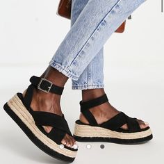 Truffle Collection Chunky Flatform Espadrille In Black Size 9. New With Tags. Summer Sandals With Lug Sole And Block Heel, Trendy Black Sandals With Lug Sole, Black Sandals With Lug Sole For Spring, Truffles, Women's Shoes Sandals, Black Color, Shoes Sandals, Espadrilles, Women Shoes