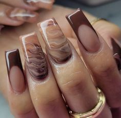 Build Up Gel Nail Designs, Brown Acrylic Nails, Girly Acrylic Nails, French Tip Acrylic Nails, Short Square Acrylic Nails, Nail Style, Acrylic Nails Coffin Pink, White Nail, Acrylic Nails Coffin Short