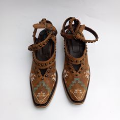 Beautiful Wester Style Shoes. Made In Mexico. Lane Boots, Shoes Color, Mule Clogs, Mules Shoes, Clogs, Fashion Shoes, Size 6, Women Shoes, Boots