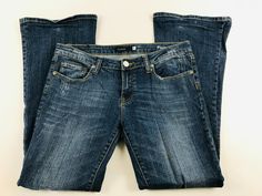 VIGOSS Jeans, Womens Size 9, Denim, Flare Legs, Low Rise, Dark Wash Good used condition Size: 9 Questions are welcomed Color may vary slightly due to lighting Please Review all photos before purchasing Thanks for stopping by FREE Return! Dark Jeans Aesthetic, Pinterest Wishlist, Twd Outfits, Low Waist Flare Jeans, Jeans Png, Dark Washed Jeans, Express Outfits, Low Rise Flare Jeans, Vigoss Jeans