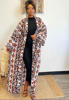 Magnificent bogolan kimono Total length 150. African Print Coat, Ankara Kimono, Kitenge Designs, Kimono Outfits, Printed Kimono, Mode Kimono, African Inspired Clothing, African Wear Dresses, African Print Dress Designs