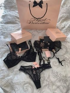 Lingerie Sets Outfit Aesthetic, Agent Provacatuer, Lingerie Aesthetic, Feminine Lingerie, Agent Provocateur Lingerie, Dressy Casual Outfits, Pretty Bras, Modern Mom, Cute Lingerie