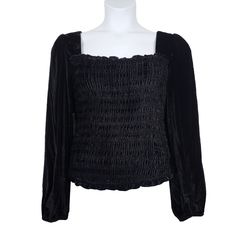 Torrid Black Velvet Square Neck Smocked Crop Top Size 3x Nwt Torrid Velvet Square Neck Smocked Crop Top In Black. Smocked Bodice. Cropped Length. Blouson Sleeves. Square Neck Neckline. No Stains Or Holes. Casual Goth Emo Whimsygoth Plus Size. Size: 3x Length: 22" Pit To Pit: 21" Sleeve: 26" Condition: New With Tag Box 1 T/16/13pmer Black Velvet Top, Mock Neck Tank Top, Goth Clothes, Casual Goth, Button Up Shirt Womens, Wardrobe Wishlist, Photographer Shirts, Printed Sleeveless Top, Casual Summer Tops