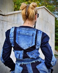 Jeans Coat Jackets, Long Denim Skirts, Ripped Denim Jacket, Fun Denim, Denim Diy Clothes, Applique Blouse, Diy Denim Jacket, Denim Street Style, Grunge Hippie