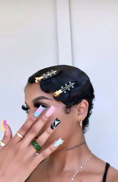 Natural Baddie Hairstyles, Baddie Accessories, Finger Waves Short Hair, Finger Waves, Short Hair Styles Pixie, Baddie Hairstyles, Fire Nails, Pretty Acrylic Nails, Long Acrylic Nails