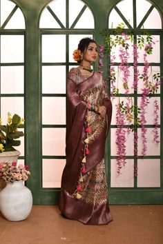 Saree Fabric : Banarasi Silk Saree Color : Mahogany Wine Saree Length : 5.5 Meter Blouse Length : 0.8 Meter Saree Work : Printed Saree Border : Woven Border Wash : Dry Clean Wine Saree, Saree Paithani, Classic Saree, Saree Kanjivaram, Saree Work, South Silk Sarees, Kanjivaram Saree, Paithani Saree, Saree Banarasi