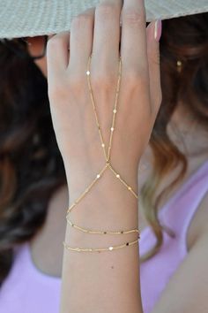 Pearl Bangles Gold, Chain Bracelet For Women, Gold Jewels Design, Hand Chain Bracelet, Sparkling Jewelry, Ring Bracelet Chain, Bracelets Design, Sparkle Jewelry, Google Analytics