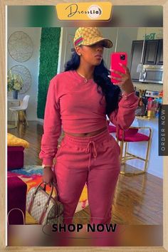 Casual Long Sleeve T Shirt Jogger Pants Sweatsuit Fall Joggers Outfit, Top And Sweatpants, Crop Top And Sweatpants, Joggers Outfit, Women's Outfits By Occasions, Autumn Casual, Sleep And Loungewear, Pink Crop Top, Winter Outfits For Work