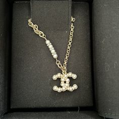 Excellent Condition, Only Used A Couple Times, Comes In Original Packaging. Elegant Jewelry With Logo Charm For Gift, Elegant Formal Necklace With Logo Charm, Formal White Gold Necklace With Logo Charm, Luxury Jewelry Gift With Logo Charm, White Formal Jewelry With Logo Charm, Formal White Jewelry With Logo Charm, Elegant White Jewelry With Logo Charm, Luxury Logo Charm Jewelry For Gift, Luxury Necklace With Logo Charm For Formal Occasions