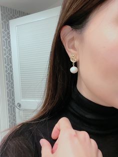 🕊️ Elegant Gold Akoya Pearl Earrings, Elegant Baroque Pearl Earrings With Pearl Chain, Elegant Baroque Pearl Chain Earrings, Gold Plated Pearl Drop Earrings, Fine Jewelry, Gold Plated Pearl Drop Earrings, Gold Plated Drop Pearl Earrings In Fine Jewelry Style, Gold Plated Elegant Single Pearl Earring, Fine Jewelry Pearl Drop Dangle Earrings, Gold Pearl Earrings With Pearl Charm