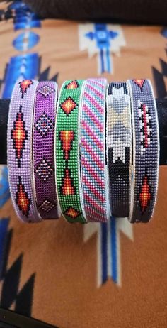 Authentic Native American Navajo Hand Beaded Headband  Perfect for a gift 🎁 Handcrafted by Navajo Artist H. Crosby❤️ Turtle not included Indian Headband, Beaded Items, Native Beading, Native American Crafts, Native Beadwork, American Indian Jewelry, Beaded Headband, America Art, Beaded Bracelet Patterns