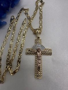 20" Chain with Pedant  Gold Plated Tarnish Free Luxury Cubic Zirconia Crucifix Necklace, Cheap Charms Jewelry With Cross Pendant, Luxury Crucifix Cross Necklace For Formal Events, Gold Cross Necklaces, Cross Necklace Gold, Dope Jewelry Accessories, Cross Jewelry Necklace, Jewelry Piercing, Necklace Rose Gold