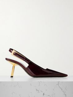 SAINT LAURENT's 'Lee' slingback pumps will elevate any look thanks to the shiny sculptural heels. They've been made in Italy from leather and have an exaggerated gold-tone buckle. This merlot version looks chic with nearly anything. Sculptural Heels, Luxury Heels, Ysl Heels, Floral Dresses Short, Slingback Heels, Raffia Bag, Patent Leather Heels, Boot Pumps, Shoes Heels Pumps