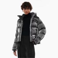 Purchased For A Trip But Ended Up Only Wearing It 2x. Super Warm And Really Cool Color Aritzia Super Puff Liquid Shine, Super Puff Shorty, The Super Puff, Aritzia Jacket, Super Puff, Gray Color, Jackets For Women, Jackets & Coats, Grey