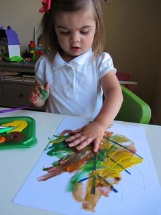 finger painted fall leaves for toddlers and preschoolers Painted Fall Leaves, Leaf Craft, Thanksgiving Decorating, Autumn Leaves Craft, Fall Lessons, Stem Design