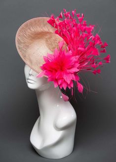 Kentucky Derby Style, Fascinator Hats Diy, Church Lady Hats, Sinamay Hats, Kentucky Derby Hats, Derby Party, Kentucky Derby Hat, Derby Hat, Church Hats