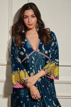 Shop for Rajiramniq Blue Silk Velvet Printed Kurta And Palazzo Set for Women Online at Aza Fashions Alia Bhatt, Designer Gowns, Silk Velvet, Kids Sleepwear, Festival Wear, Maternity Fashion, Fancy Dresses, Salwar Kameez, Aza Fashion