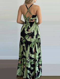 Women's Tropical Print Halter Top & Long Skirt Two Piece Set Sweater Cardigan Outfit, Top Long Skirt, Suit Details, Long Skirt Suits, The Endless Summer, Female Silhouette, Skirt Two Piece, Ankle Length Skirt, Middle Age Fashion