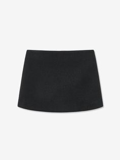 Composition : WOOL 24%, POLYESTER 20%, ACRYLIC 23%, NYLON 20%, RAYON 11%, SPAN 2%Color: BlackCountry of Origin : Republic of Korea Skirt Pants, 2 Colours, Short Pants, Composition, Wool, The Originals, Color, Black