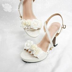 Dép cưới hở mũi. Giày Cưới Gót Vuông Cao 10cm. - Etsy Việt Nam Sandals Wedding, Fancy Shoes, Wedding Sandals, Dream Shoes, Heel Height, Sandals