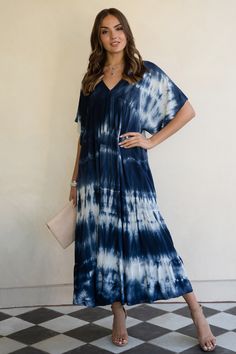 Tie Dye Dress Outfit, Bullseye Tie Dye, Asian Wedding Dress Pakistani, Blue Tie Dye Dress, The Deep Ocean, Tye Dye Dress, Dress Pakistani, Cell Model, Asian Wedding Dress