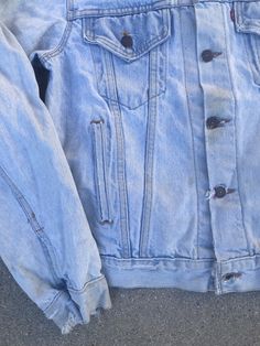 "Make this classic Levis jacket a staple in your closet. Brand: Levis Estimate Size: Medium Beautiful wear as shown in images Length: 23\" Bust: 40\" Waist: 39\" Shoulder: 16\" Sleeve: 23\"" Classic Distressed Outerwear For Fall, Classic Washed Denim Jacket, Classic Washed Blue Denim Jacket For Spring, Classic Distressed Long Sleeve Outerwear, Vintage Denim Blue Button-up Outerwear, Vintage Denim Button-up Outerwear, Vintage Button-up Denim Outerwear, Retro Faded Washed Outerwear, Classic Faded Outerwear For Spring