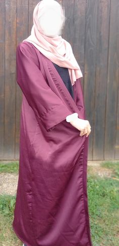 long burgundy kimono wide buttoned cuffs 100% polyester slightly satin fabric dress length: 134 cm wingspan: 142 cm width: 67 cm Satin Fabric Dress, Long Kimono, Dress Clothes For Women, Satin Fabric, Dress Fabric, Bordeaux, Dress Length, Beauty Book, Art Collection