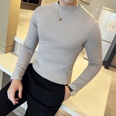 High Neck Stretch Fitted T-ShirtHigh neckLong sleevesFittedMaterial: Spandex 10% cotton 90%Sizes are suitable for the following weights:M 48-58KGL 58-65KGXL 65-73KG2XL 73-78KG3XL 78-83KG4XL 83-90KG Men Tee Shirts, Metallica T Shirt, Neck Stretches, Men's Korean Style, High Neck Long Sleeve, Coat Pant, Shirts For Men, Basic Tees, Luxury Outfits