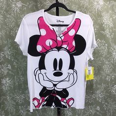 Disney Minnie Mouse T-Shirt Top Cut Out Crew Neck For Comfort Short Sleeve Raw Edges Tag-Free Minnie Mouse Graphics On The Front Color: White Size: Xl (15/17) Material: 60% Cotton, 40% Polyester In Nwt Condition - ** See Pictures For Additional Item Description ** Kk6 - Dis Pink Minnie Mouse T-shirt For Disney Fan Events, Casual Pink Mickey Mouse Top, Casual Pink Minnie Mouse Top, Pink Minnie Mouse Crew Neck T-shirt, Playful White Minnie Mouse T-shirt, Pink Mickey Mouse T-shirt For Disney Events, Minnie Mouse Graphic Tee Short Sleeve, Minnie Mouse Crew Neck Top For Disney Events, Cute Mickey Mouse Short Sleeve T-shirt