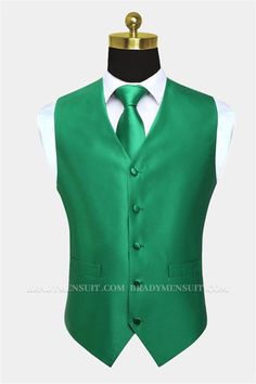 BradyMensuit made this Silk Emerald Green Tank Top and Tie Set with rush order service. Discover the design of this Green Solid Five Buttons mens suit Vests cheap for prom, wedding or formal business occasion. Green Solid Color, Mens Suit Vest, Green Tank Top, Green Tank, Formal Business, Tie Set, Suit Vest, Prom Wedding, Green Jacket