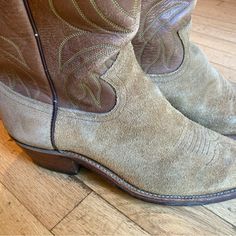 These Justin Boots Are Perfection! The Perfect Classic Cowboy Boot That Is Just The Right Amount Of Worn-In. Brown Leather Boots W Suede Lowers And Beautiful Stitching On The Uppers. They Feel Like Butter When You Slip Them On. Size 7.5d. Feel Free To Make An Offer! Western Boots With Almond Toe And Suede Lining, Western Boots With Suede Lining And Round Toe, Classic Closed Toe Boots With Suede Lining, Western Closed Toe Boots With Suede Lining, Vintage Suede Boots With Leather Lining, Suede Cowboy Boots, Classic Cowboy, Justin Boots, Cowboy Boot