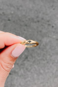 Elevated Faith, Cute Promise Rings, Christian Accessories, Purity Ring, Christian Bracelets, Gold Promise Ring, Preppy Jewelry, Gold Promise Rings, Ayat Alkitab