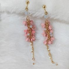 Pink Gold Tone Flower Clip On Earrings No Piercing Needed Pink Flower Clip, Earrings No Piercing, Flower Clip, Earrings Color, Pink Flower, Pink Gold, Clip On, Clip On Earrings, Pink And Gold