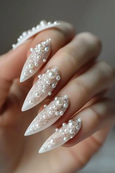 Wedding Nails Glam, Manicure Ideas Wedding, Pearl Nails White, Nail Art Unique, Xl Nails, Spring Nail Ideas, Nail White, Pearl Nail Art, Top Pearl