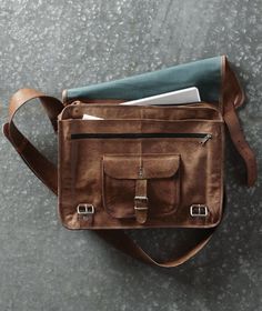 Overlander Bag Retro Leather-lined Travel Bags, Retro Travel Bags With Leather Lining, Retro Leather Flap Bag For Daily Use, Vintage School Bag With Waxed Finish, Vintage Leather Lined Laptop Bag For Travel, Retro Leather School Satchel, Travel Satchel With Waxed Finish, Vintage Brown Leather School Bag, Retro Soft Leather Satchel For Travel