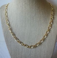 Vintage 24" Necklace, Rich Beautiful Gold Tone Links 81716 Lobster claw closure Cheap Vintage Gold Chain Necklace, Columbus, Lobster Claw, Chains Necklace, Halloween Shopping, Beauty Book, Gold Tones, Jewelry Necklaces, Accessory Gift