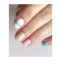 Minimal pastel nails - White, nude, pale pink grey, glitter band, metallic, chic nails, natural, short, nails, spring, summer, Bio Sculpture Gel. Nails White And Gold, Natural Short Nails, Short Nails Spring, Baseball Nails, Fan Nails, Paris Nails