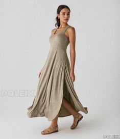 Beautifully Designed Flowy Maxi Tank Dress Womens Flowy Dresses, Slip Dress Beach, Velvet Party Dress, Flowy Design, Maxi Sundress, Casual Tanks, Elegant Maxi Dress, Flowy Maxi Dress, Maxi Tank Dress